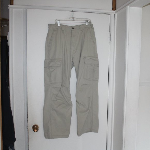 Signature by Levi Strauss Pants Cargo Pants W36 L32 Poshmark